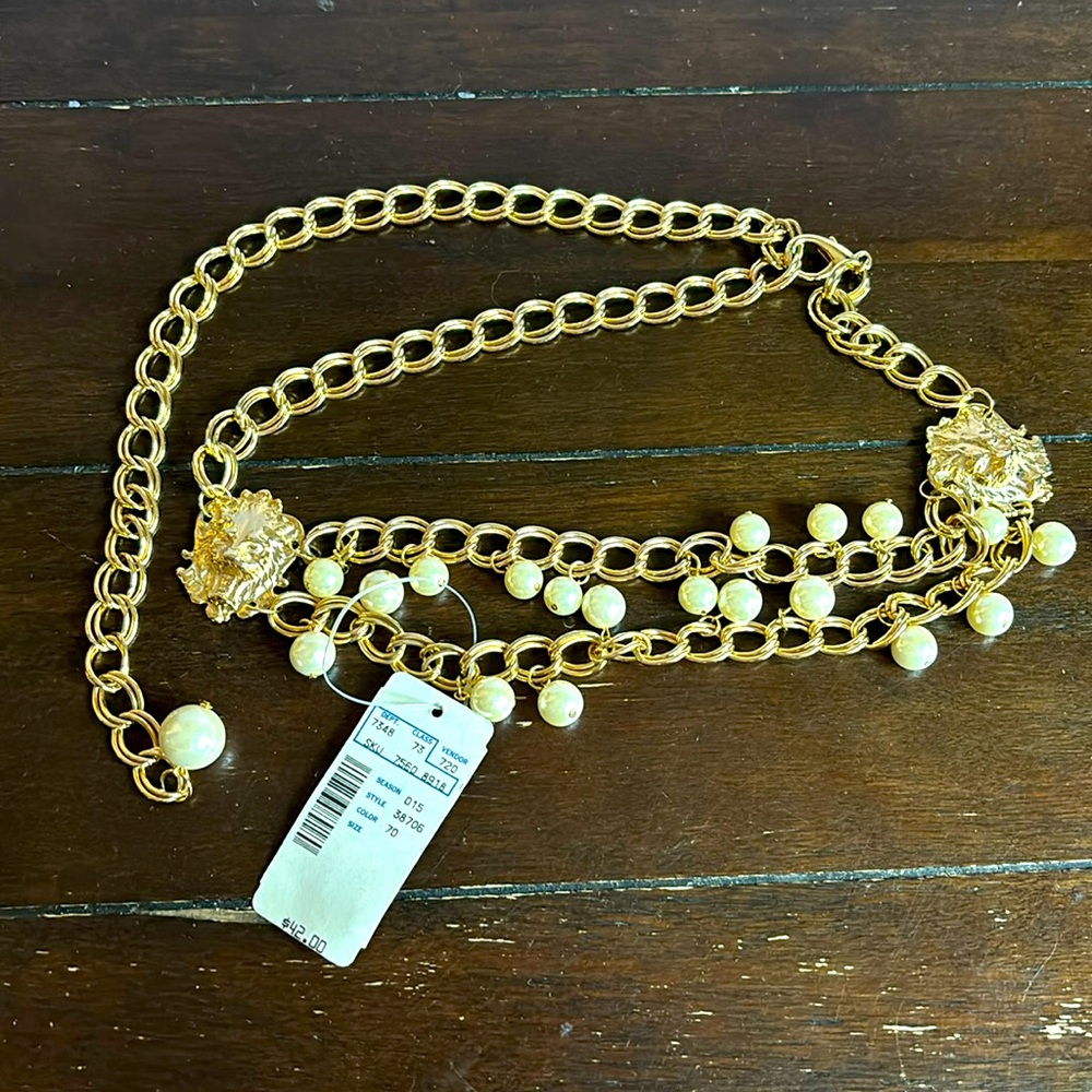 Vintage Broadway Store Gold Color Adjustable Lion Necklace Total Length 35”